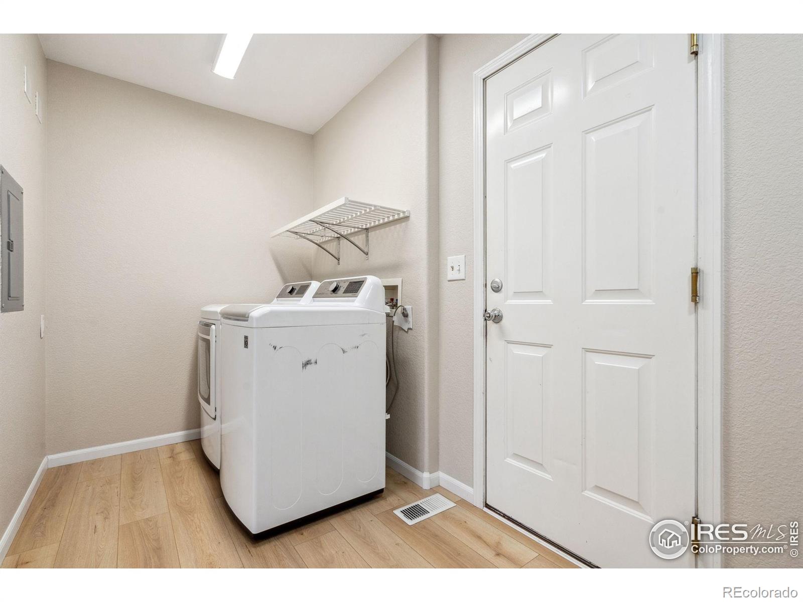 MLS Image #14 for 447  lark bunting avenue,loveland, Colorado