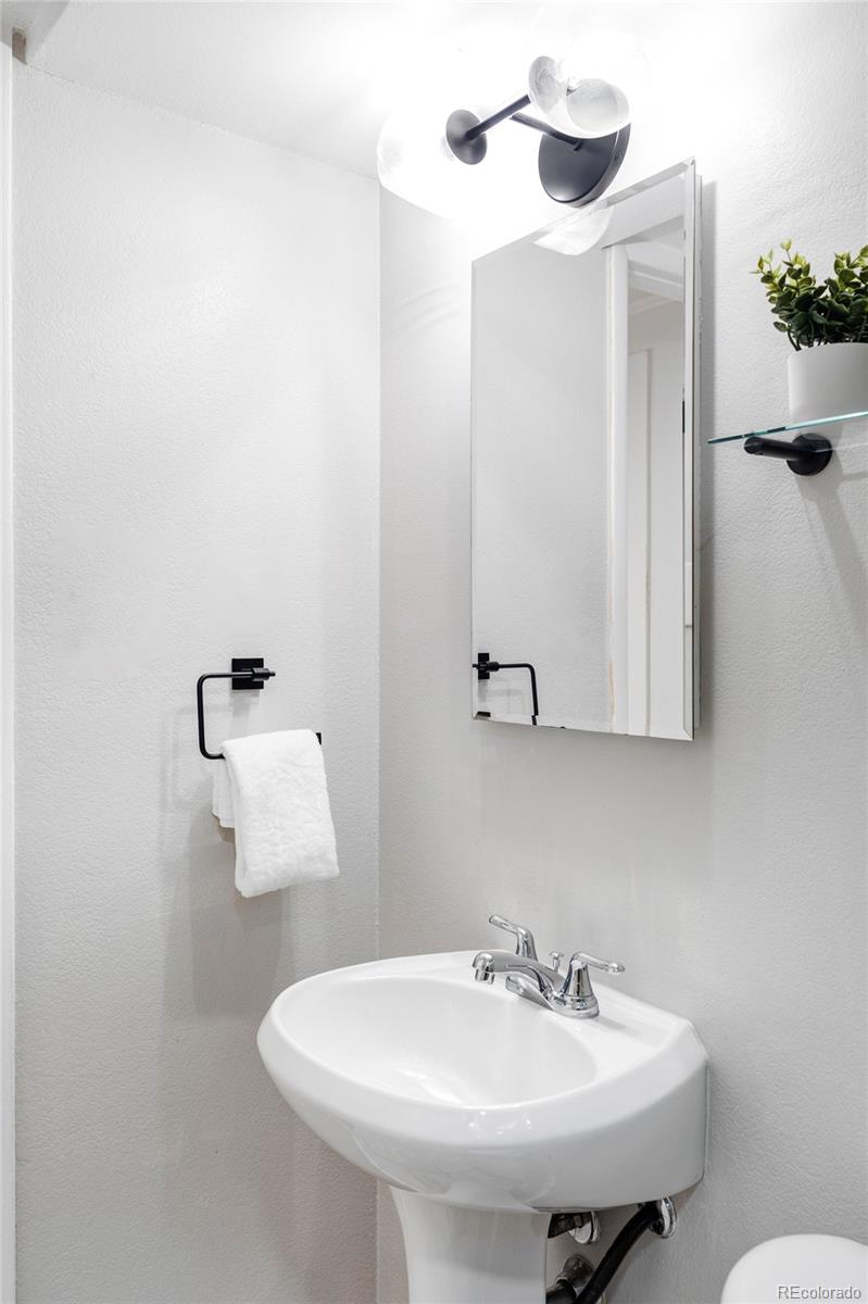 MLS Image #20 for 4571  beach court,denver, Colorado