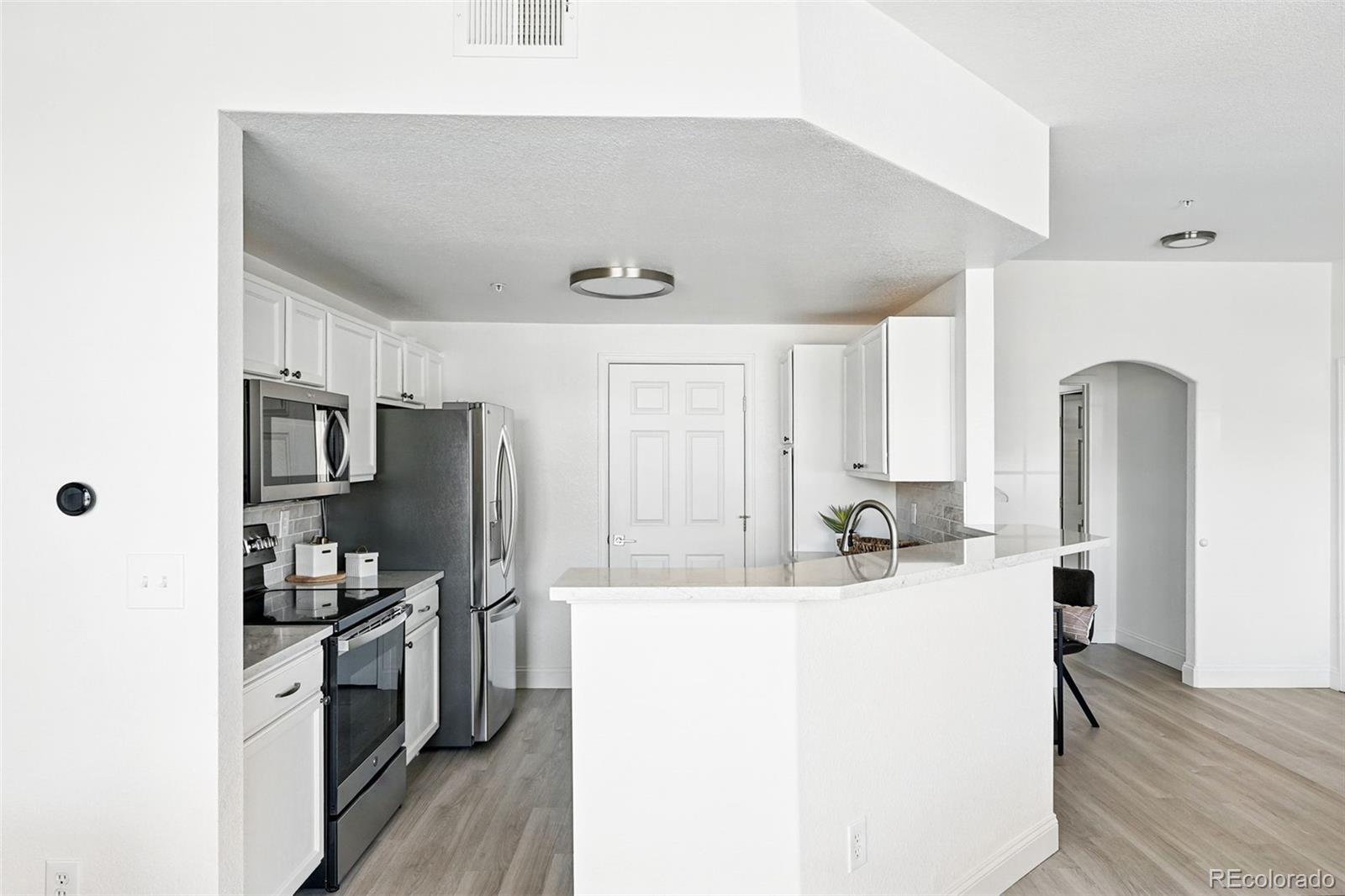 MLS Image #11 for 5763 n gibralter way,aurora, Colorado