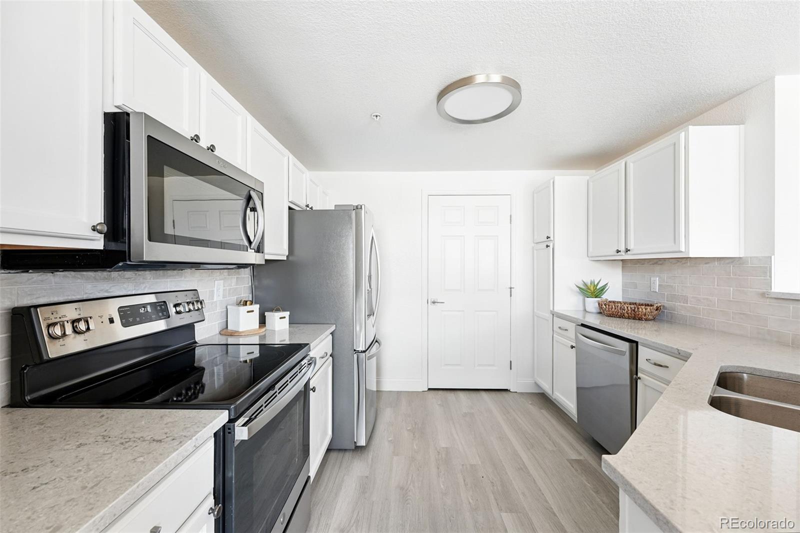 MLS Image #13 for 5763 n gibralter way,aurora, Colorado