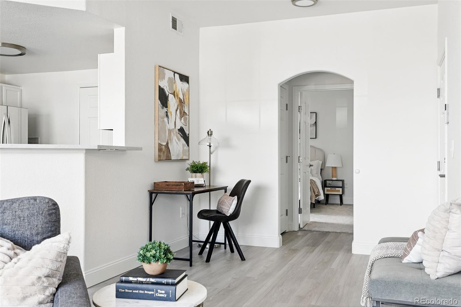 MLS Image #3 for 5763 n gibralter way,aurora, Colorado