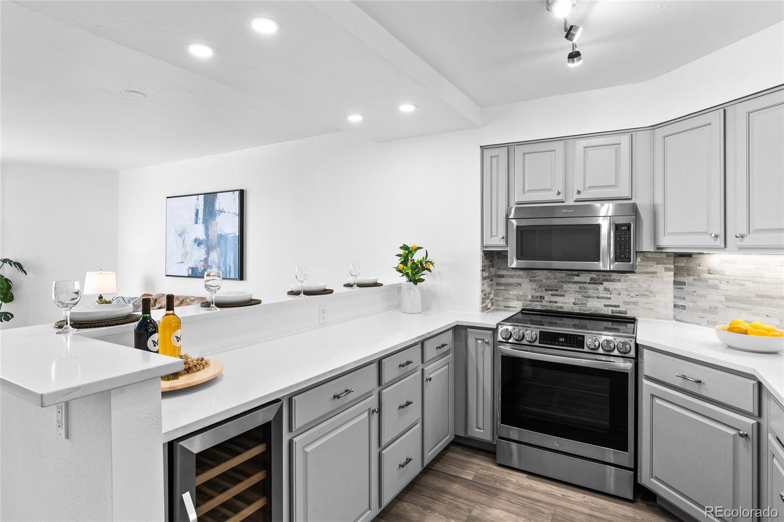 MLS Image #13 for 1625  larimer street,denver, Colorado