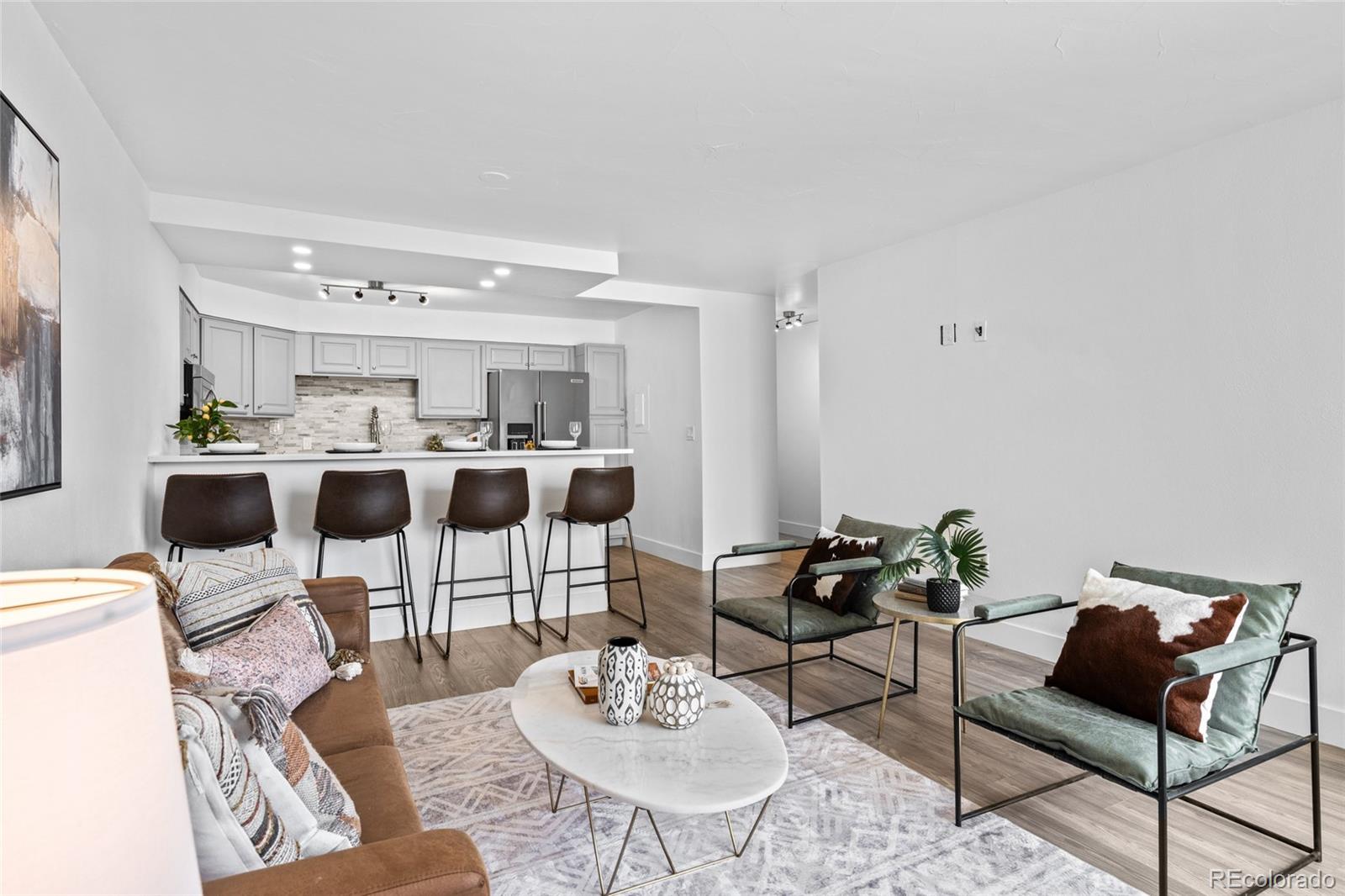MLS Image #6 for 1625  larimer street,denver, Colorado