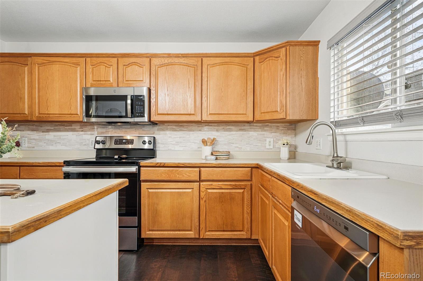 MLS Image #13 for 2574  cove creek court,highlands ranch, Colorado