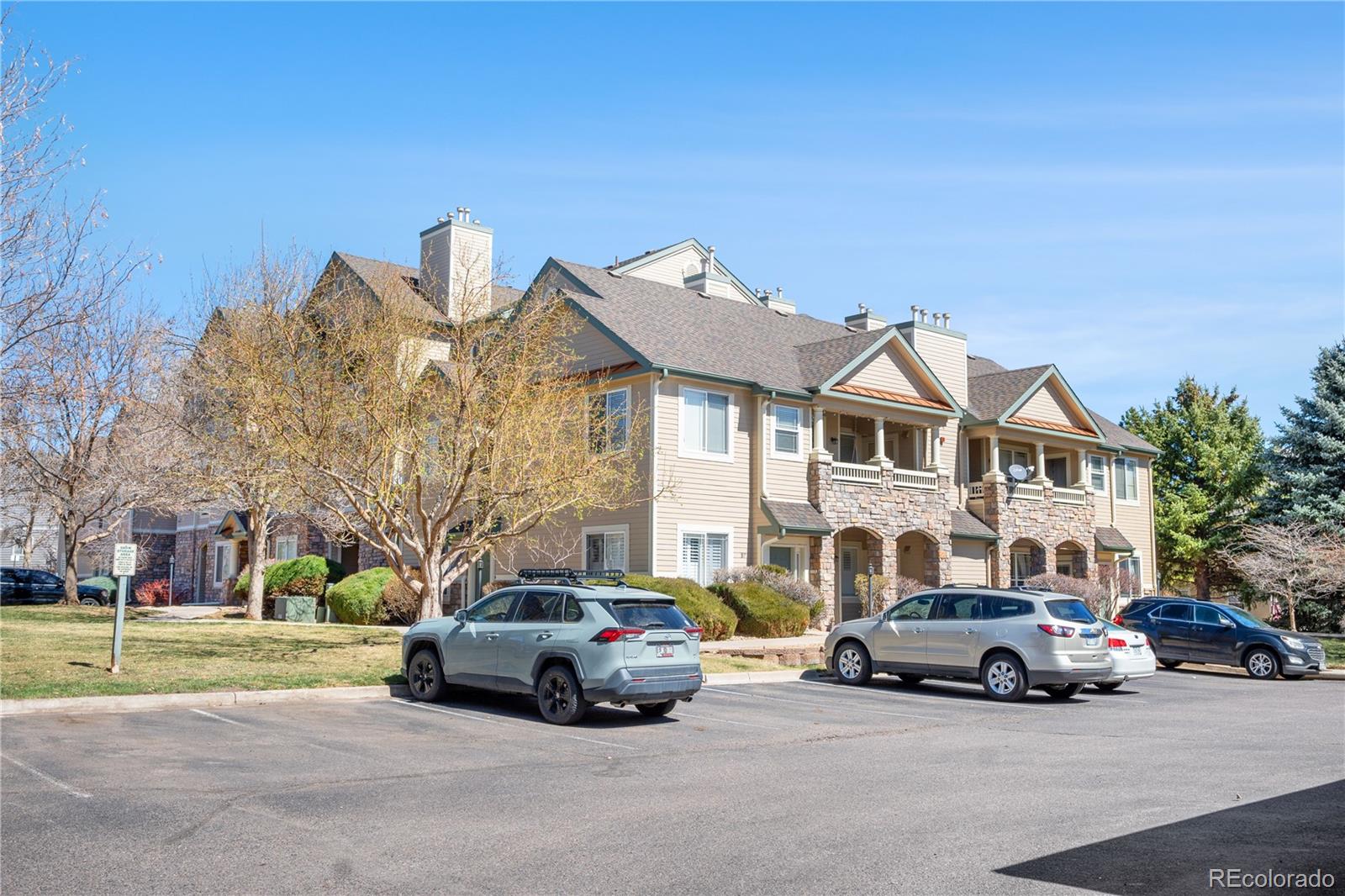 MLS Image #3 for 9390 w chatfield place,littleton, Colorado