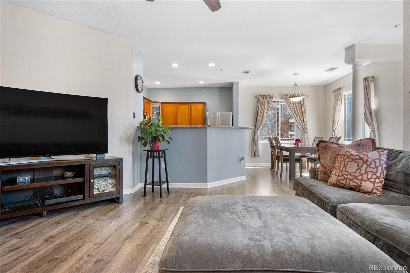 MLS Image #8 for 9390 w chatfield place,littleton, Colorado