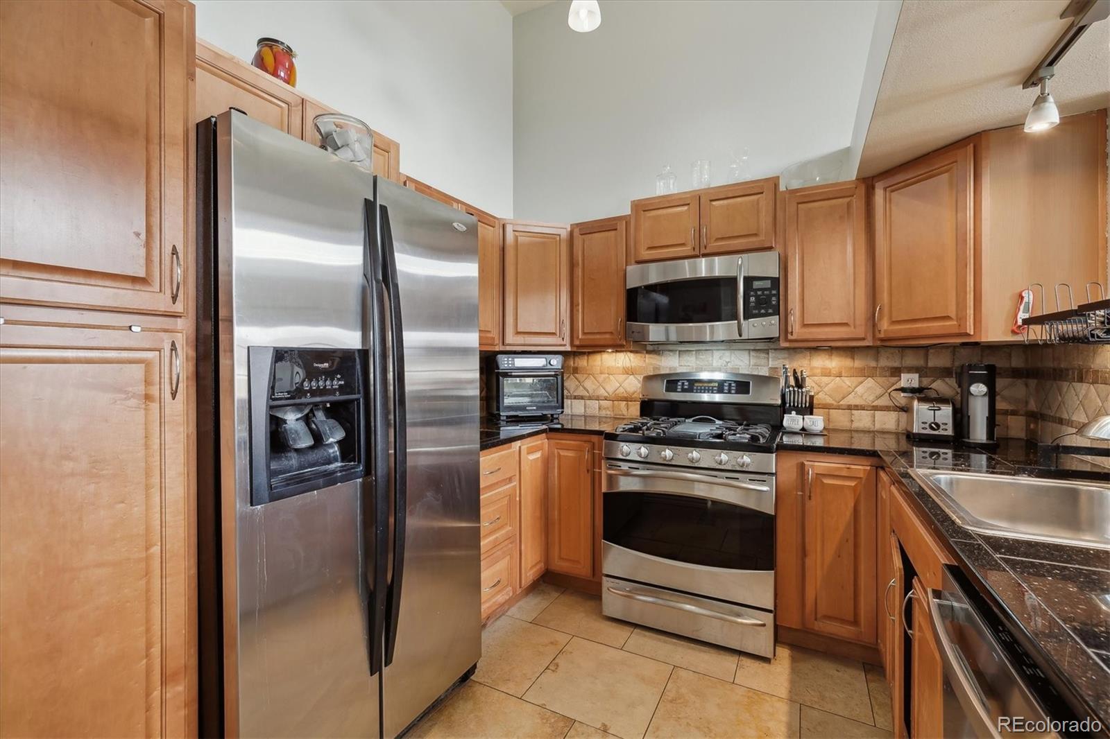 MLS Image #9 for 1063  lily court,highlands ranch, Colorado