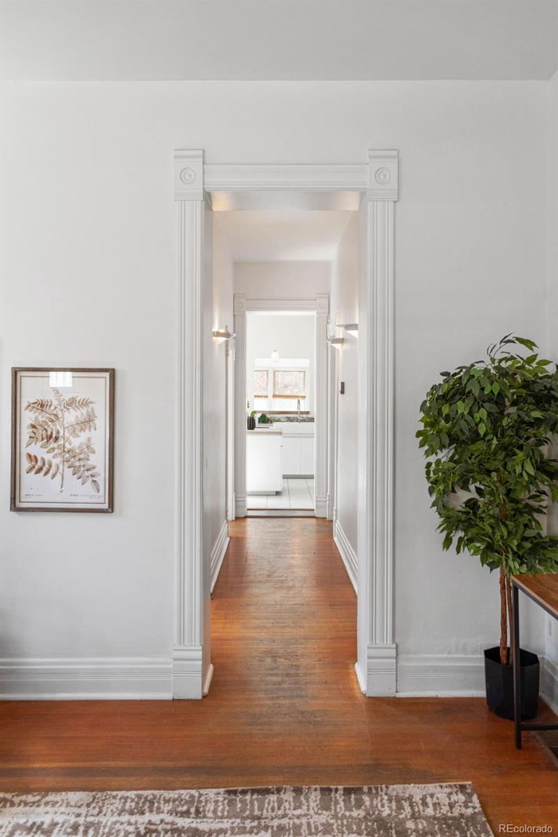 MLS Image #11 for 1741 n emerson street,denver, Colorado