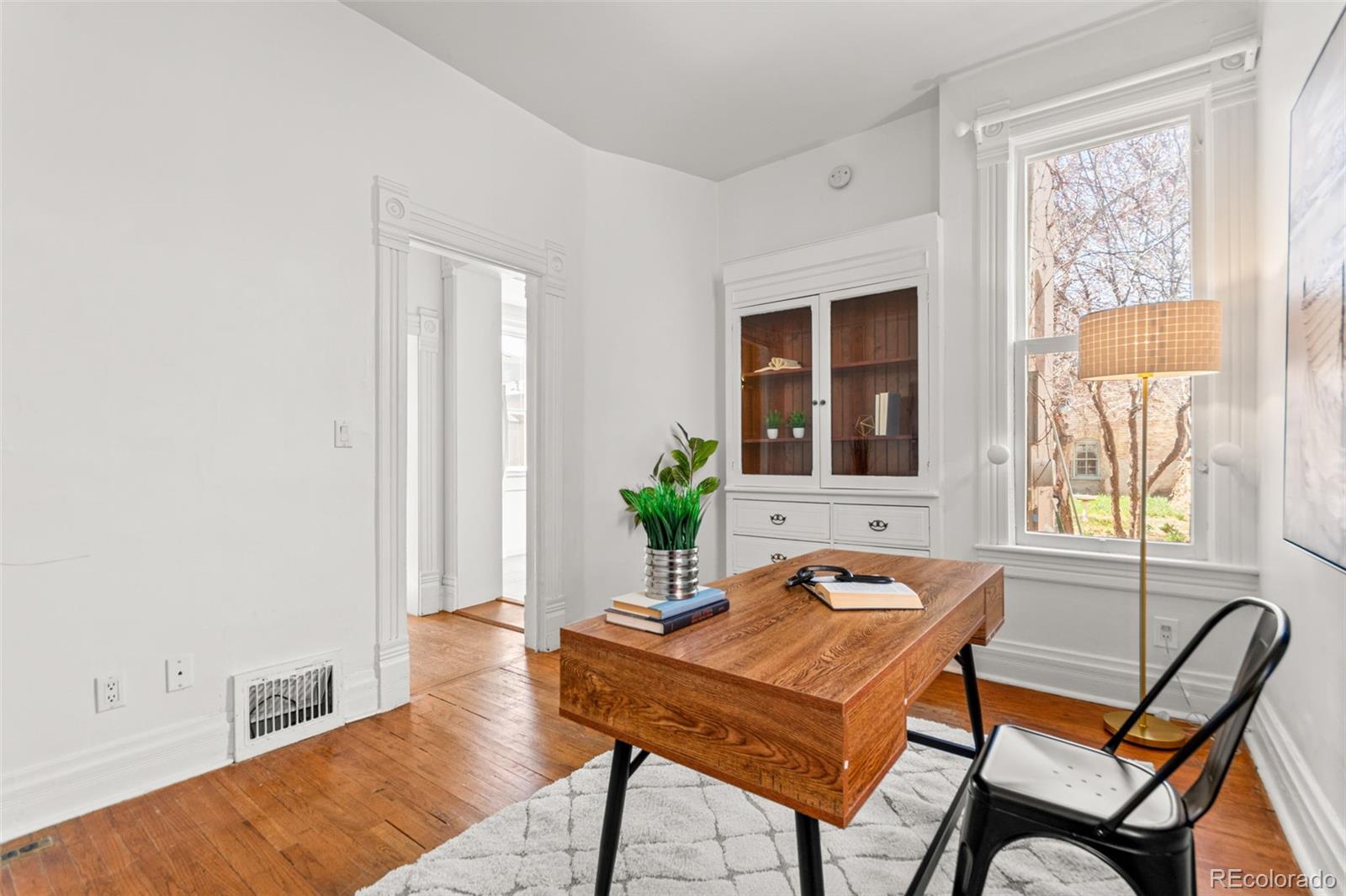 MLS Image #15 for 1741 n emerson street,denver, Colorado