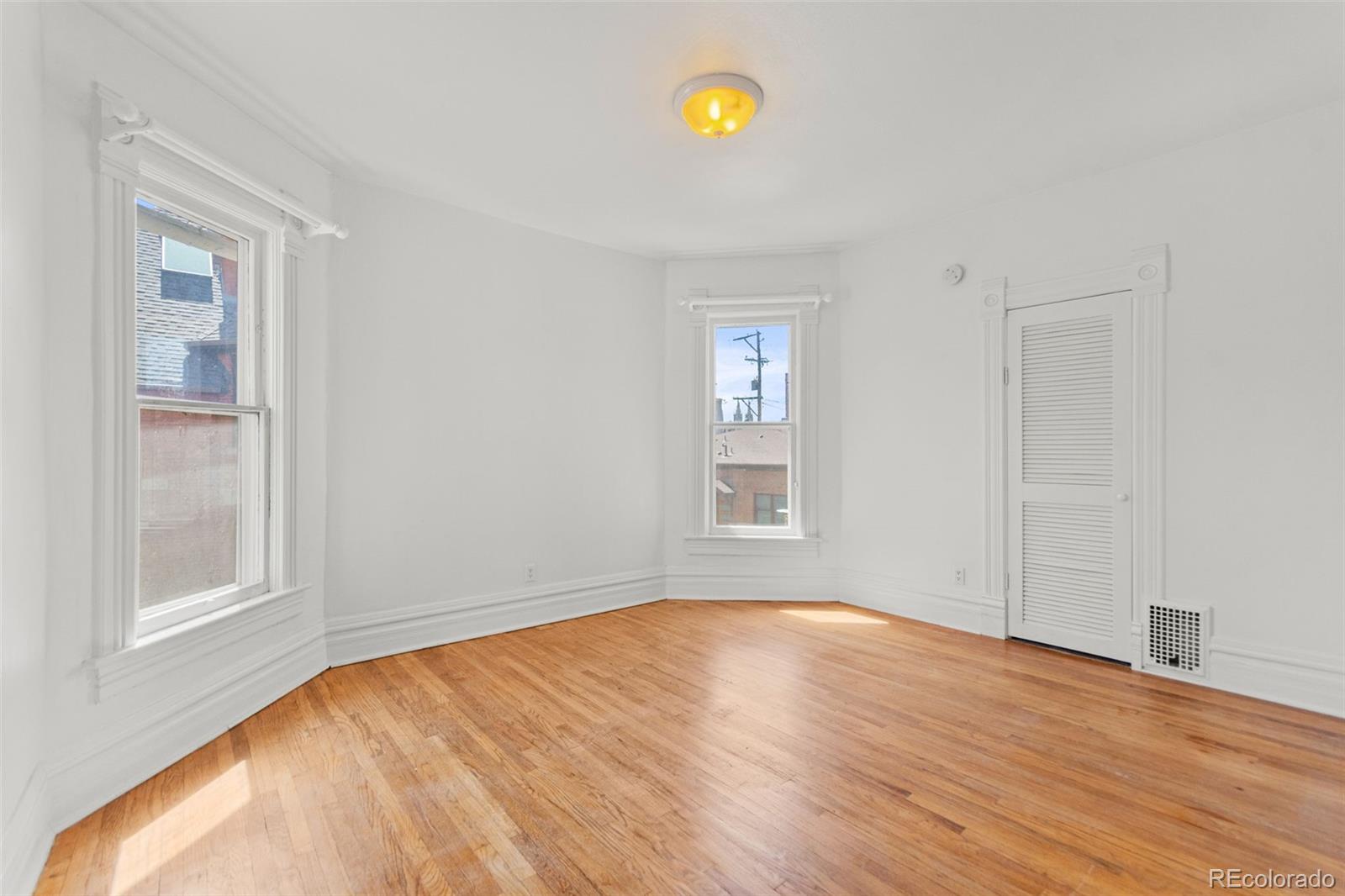MLS Image #27 for 1741 n emerson street,denver, Colorado