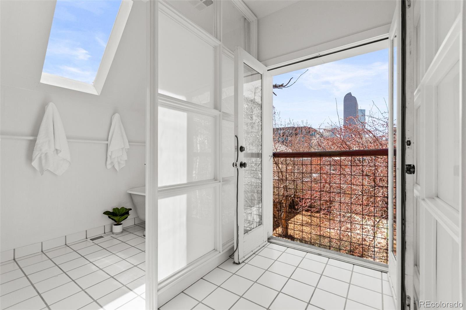 MLS Image #30 for 1741 n emerson street,denver, Colorado