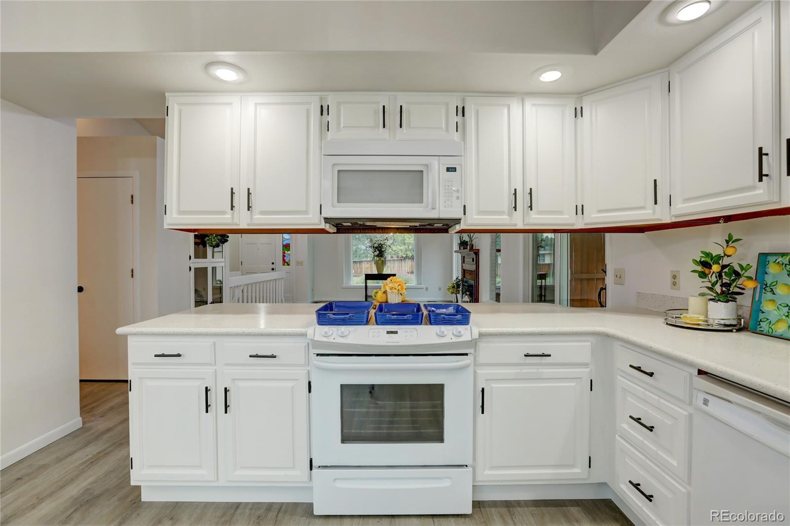 MLS Image #4 for 15873 e 7th avenue,aurora, Colorado