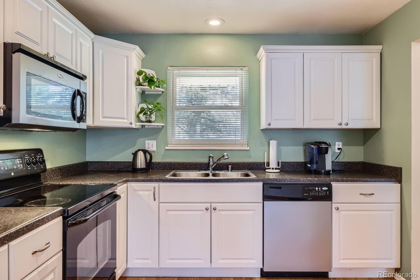 MLS Image #12 for 2922  flintridge place,colorado springs, Colorado