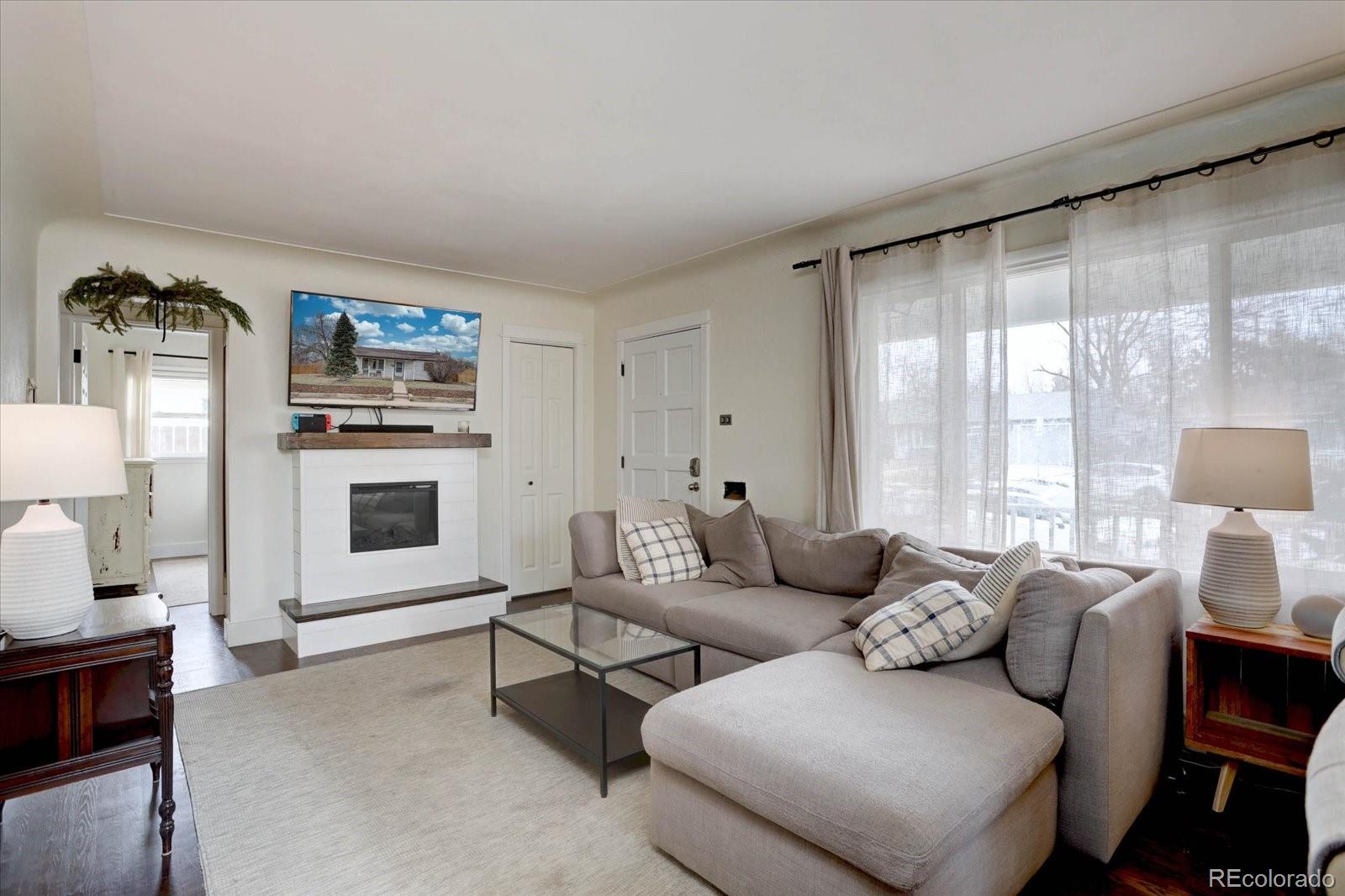 MLS Image #5 for 5191 s logan street,littleton, Colorado