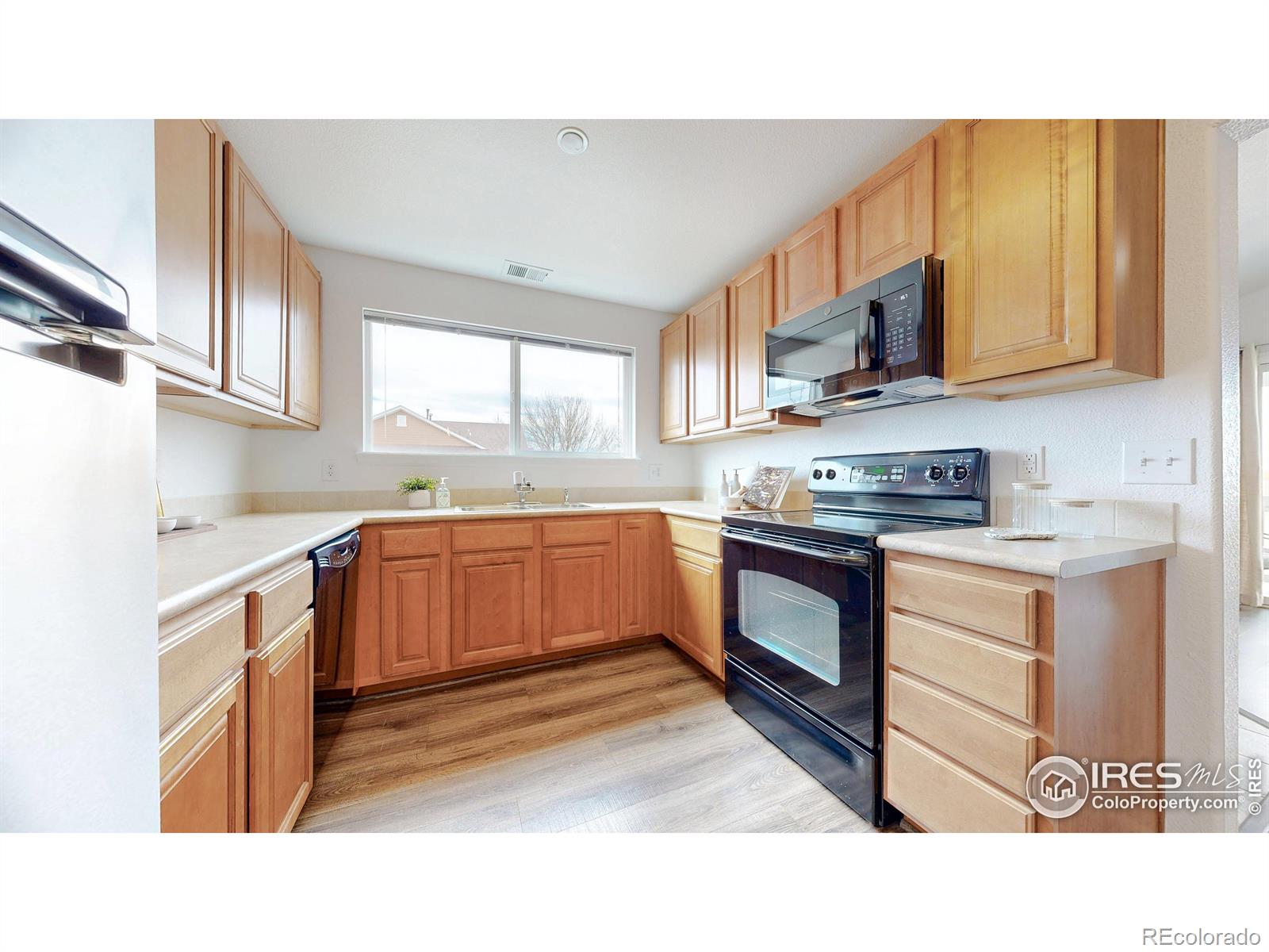 MLS Image #10 for 4885  hahns peak drive,loveland, Colorado