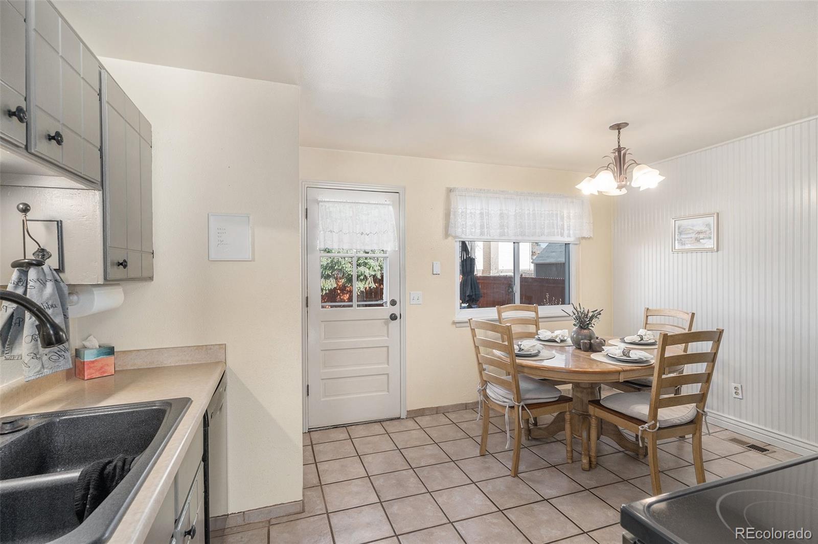 MLS Image #12 for 9731 w polk drive,littleton, Colorado
