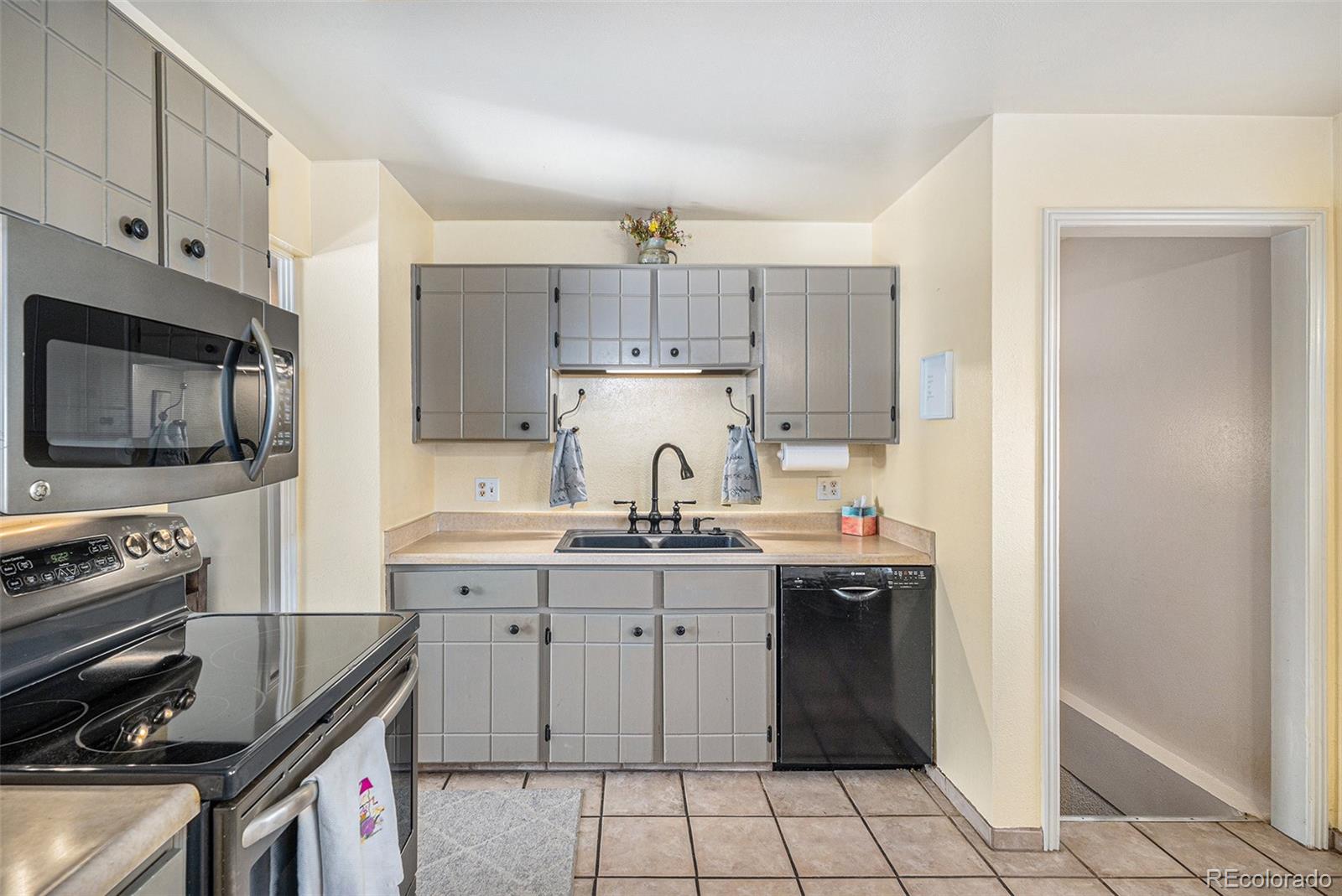 MLS Image #16 for 9731 w polk drive,littleton, Colorado