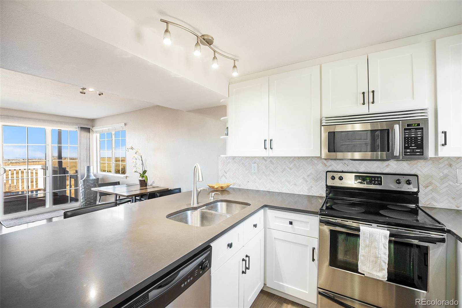 MLS Image #3 for 2179  sunridge circle ,broomfield, Colorado