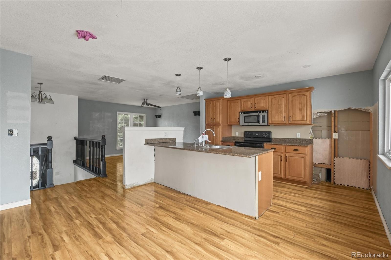 MLS Image #10 for 16325 e alabama drive,aurora, Colorado