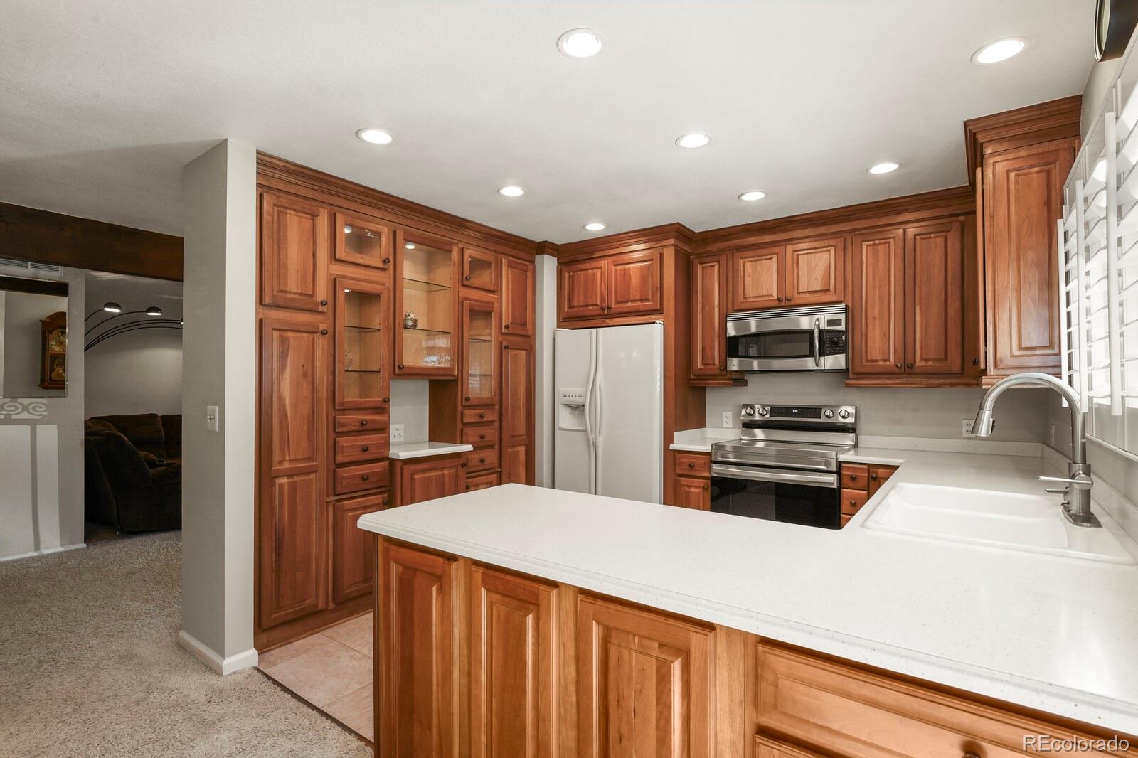 MLS Image #8 for 10732 w florida avenue,lakewood, Colorado