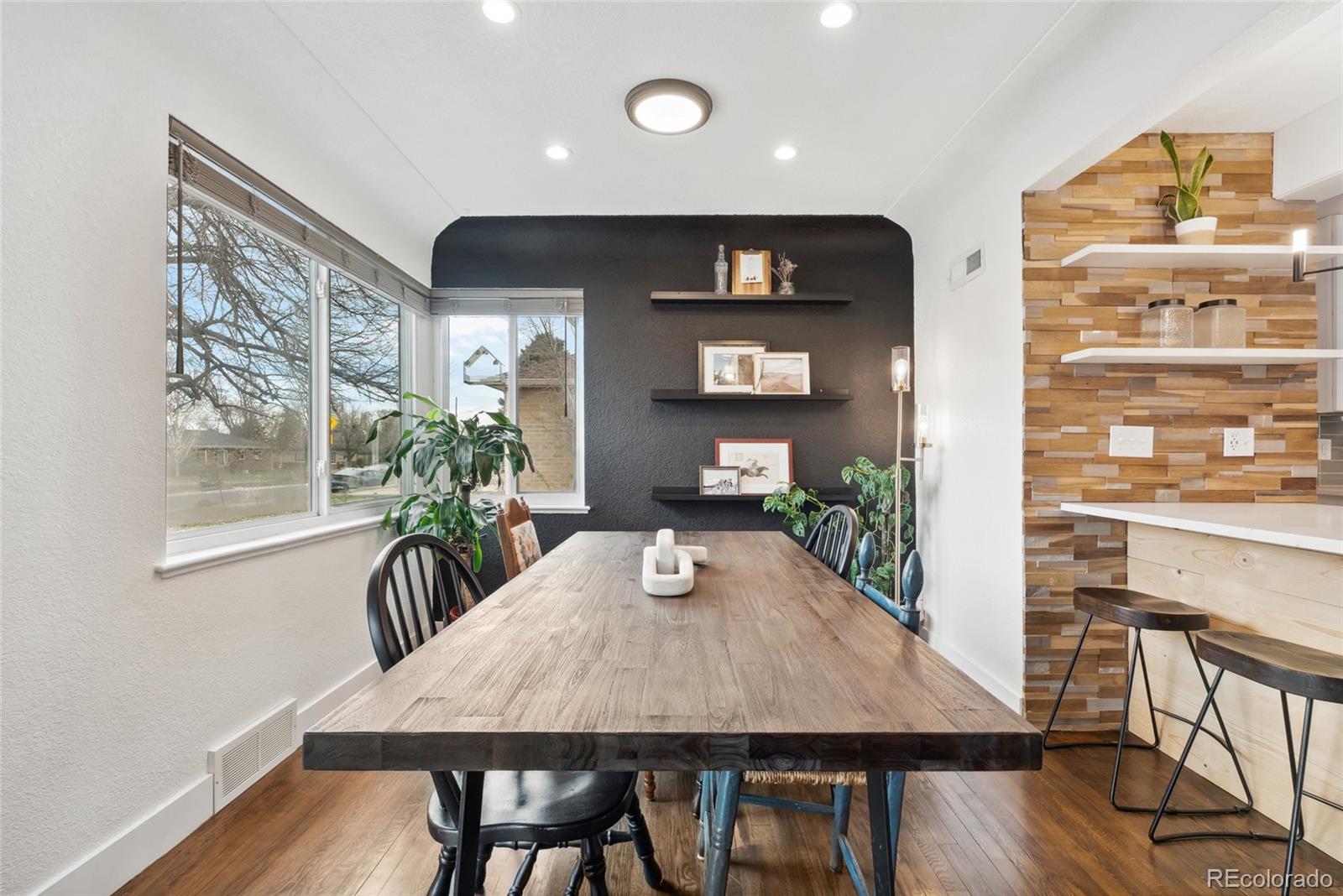 MLS Image #14 for 2650  niagara street,denver, Colorado