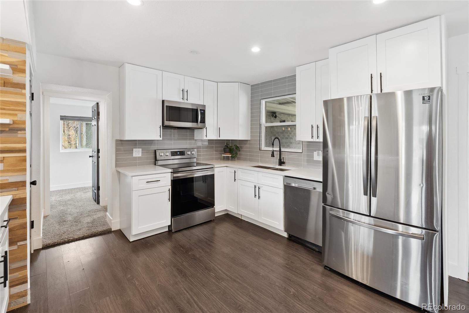 MLS Image #15 for 2650  niagara street,denver, Colorado