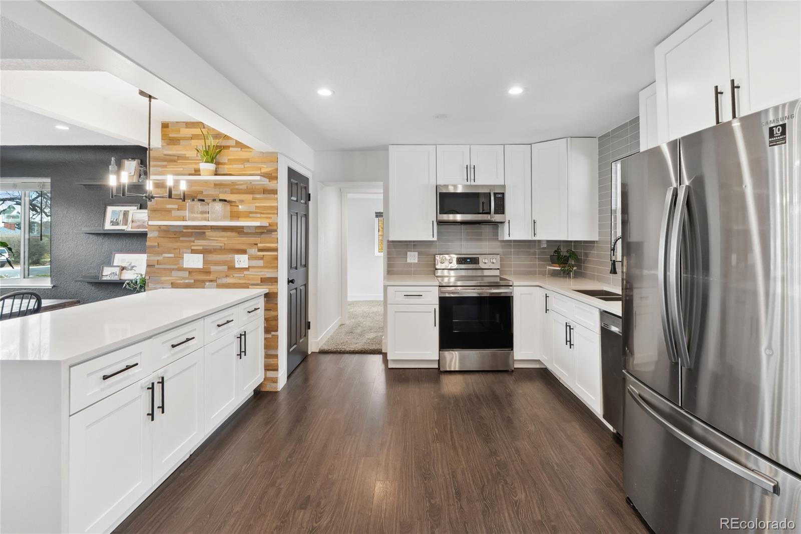 MLS Image #16 for 2650  niagara street,denver, Colorado