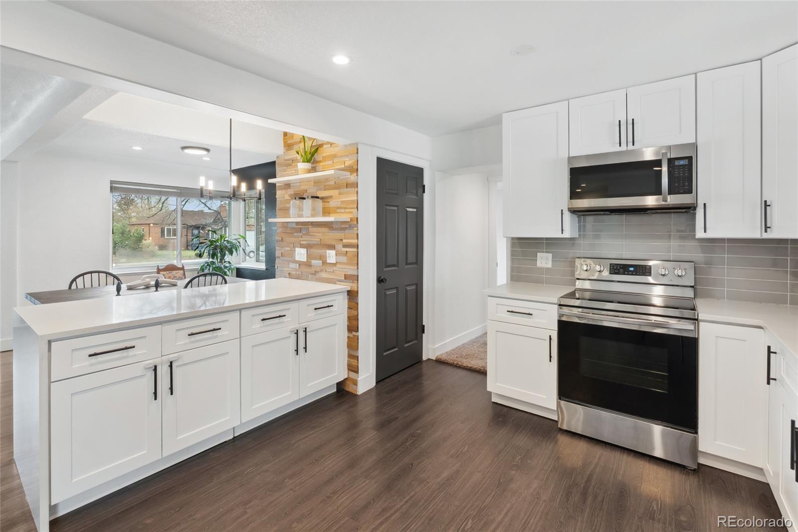 MLS Image #17 for 2650  niagara street,denver, Colorado