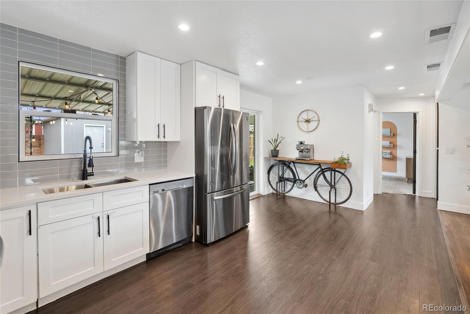 MLS Image #18 for 2650  niagara street,denver, Colorado