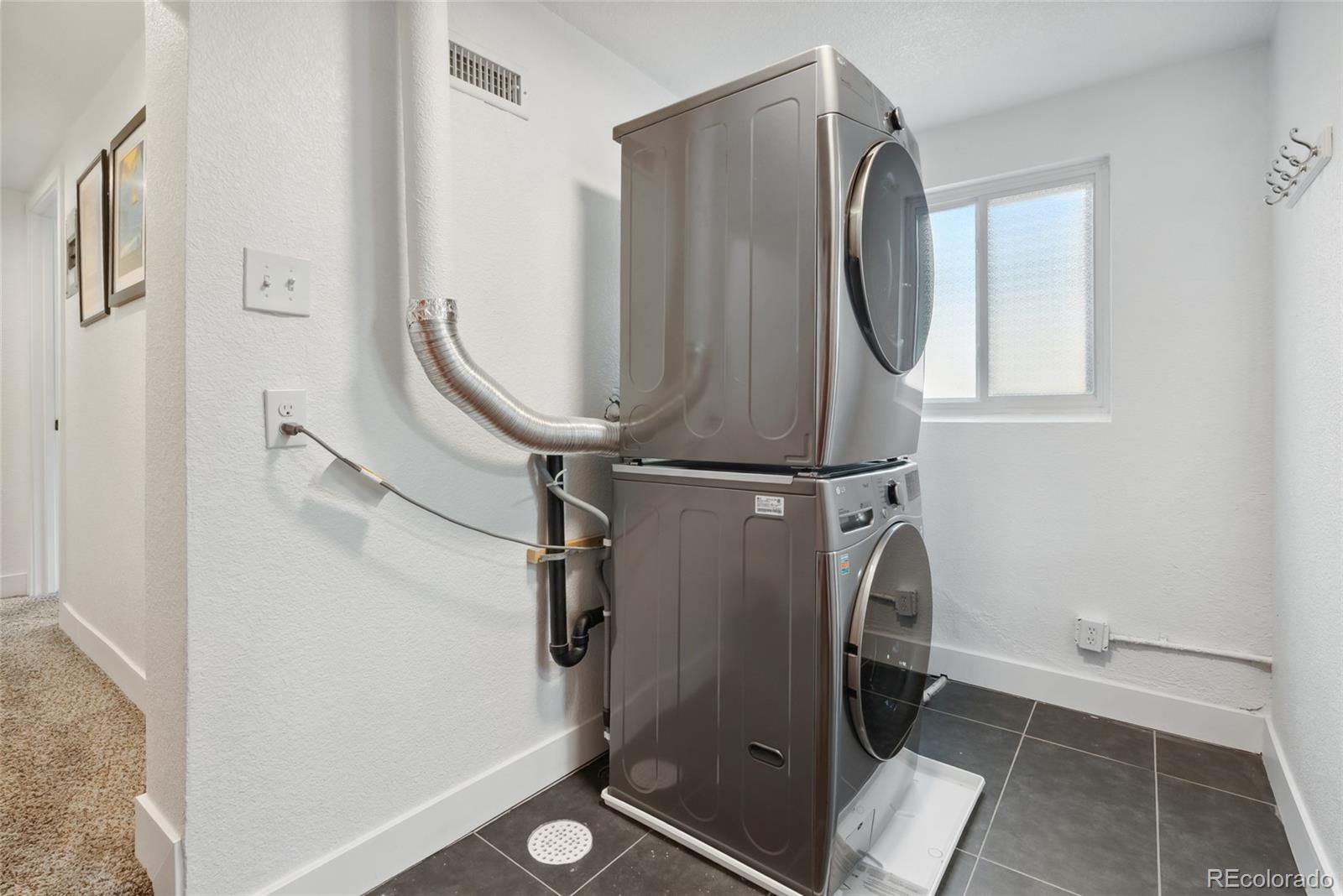 MLS Image #30 for 2650  niagara street,denver, Colorado