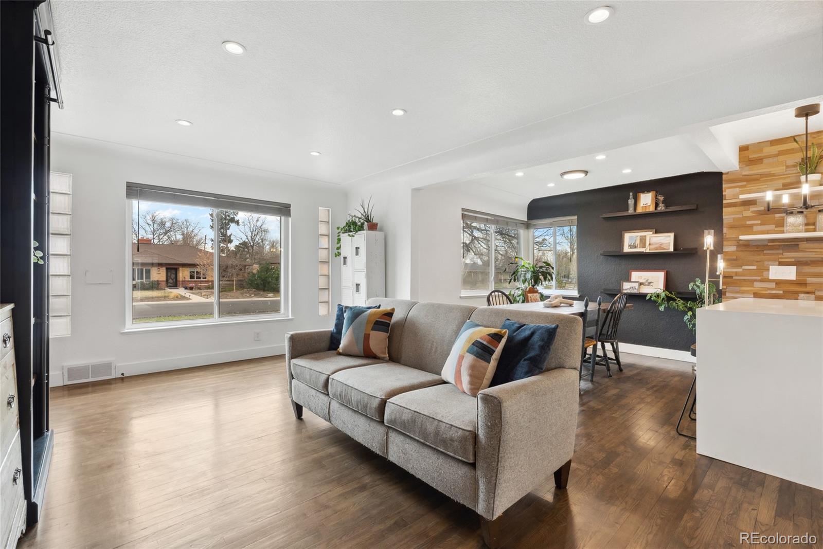 MLS Image #9 for 2650  niagara street,denver, Colorado