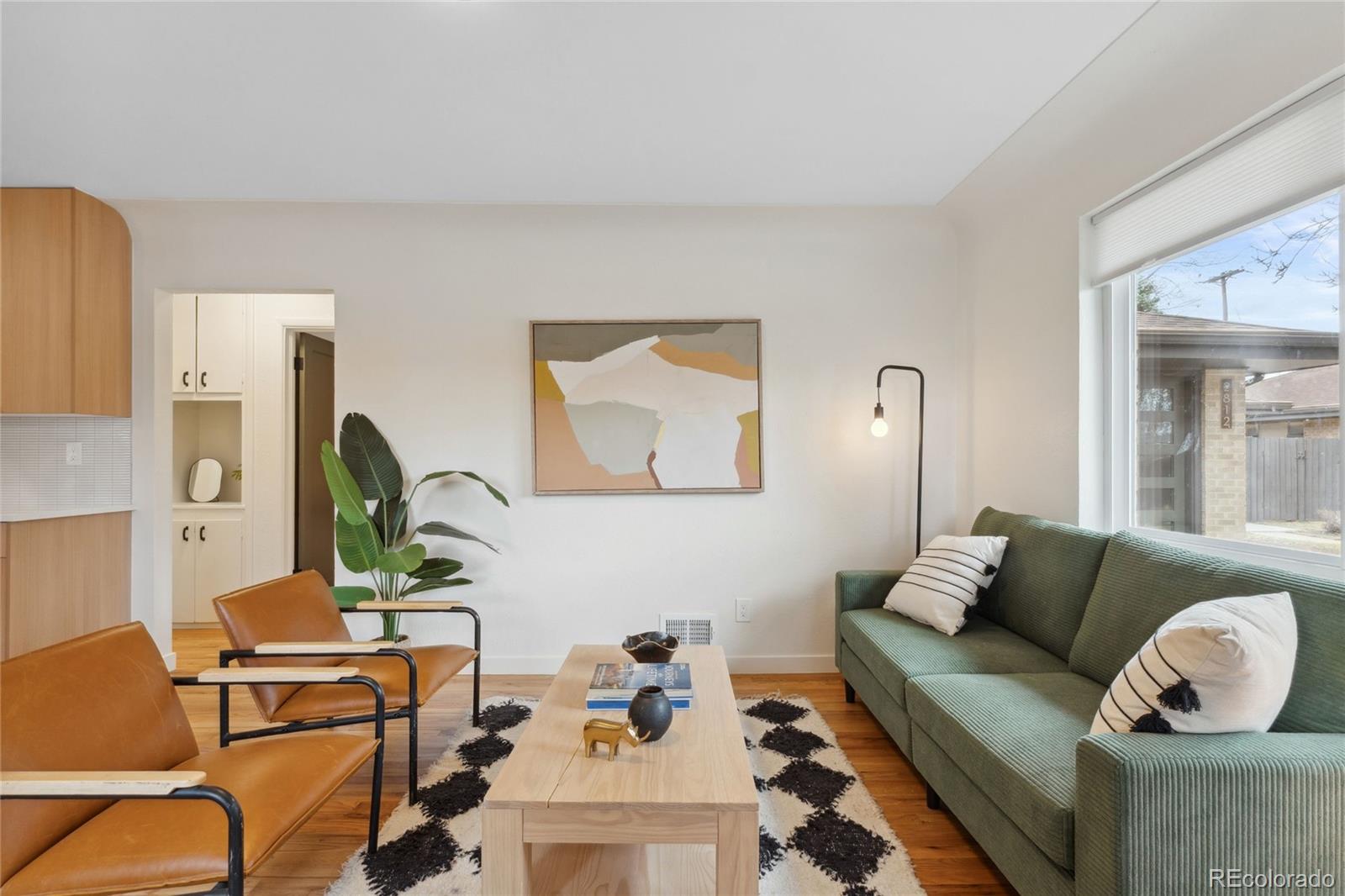 MLS Image #3 for 2800 n harrison street,denver, Colorado