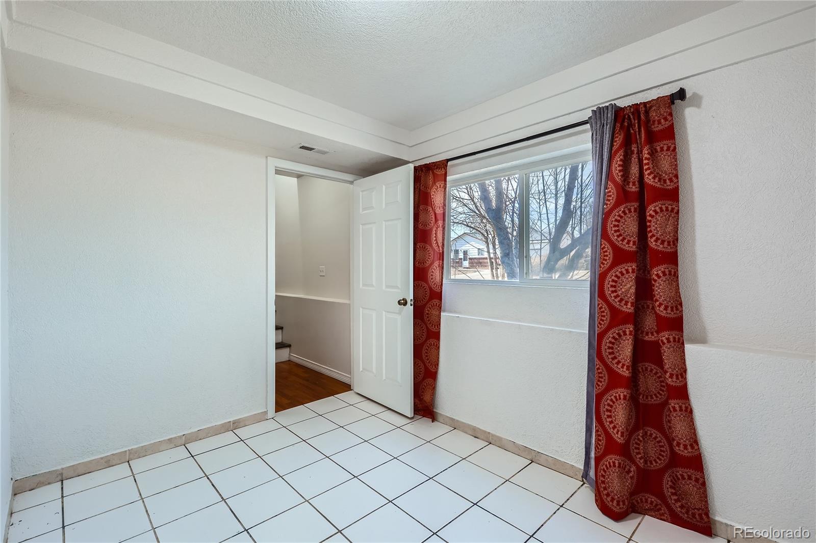 MLS Image #18 for 2232  ash avenue,greeley, Colorado
