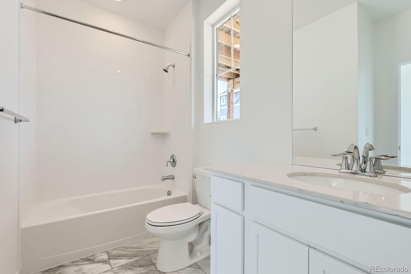 MLS Image #2 for 2098 s haleyville way,aurora, Colorado