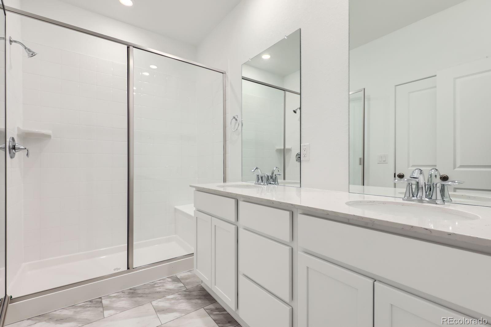 MLS Image #4 for 2098 s haleyville way,aurora, Colorado