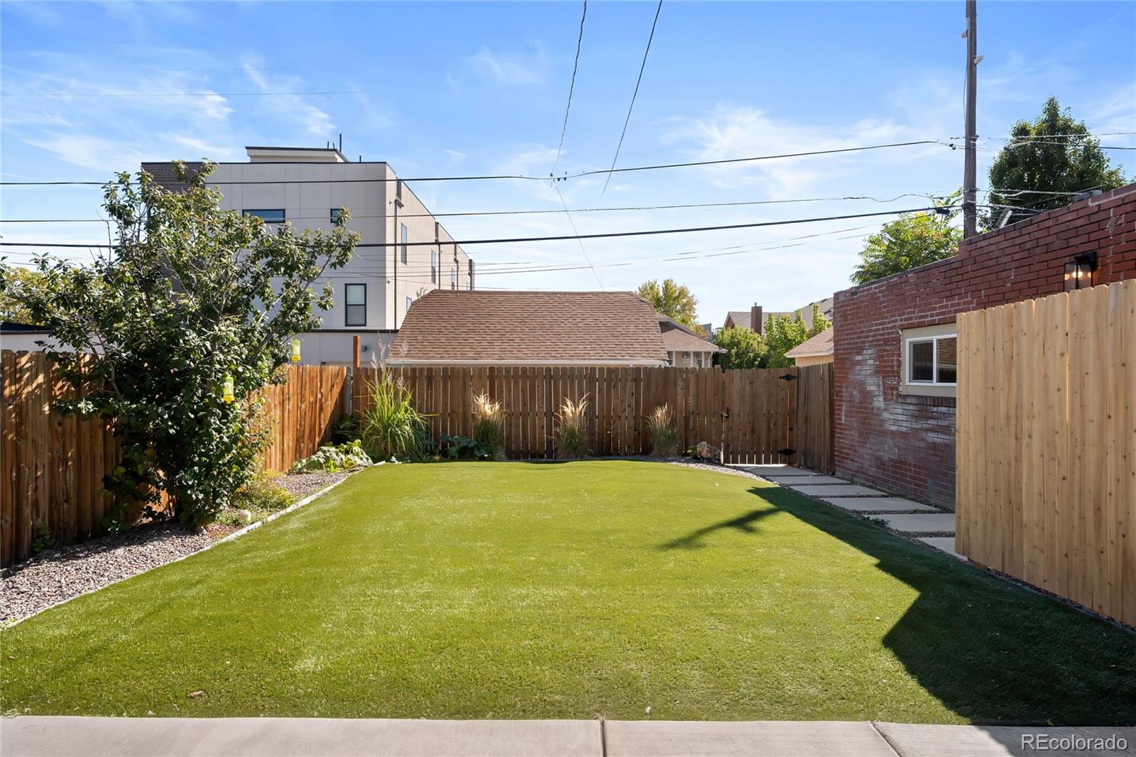 MLS Image #11 for 1534  meade street,denver, Colorado