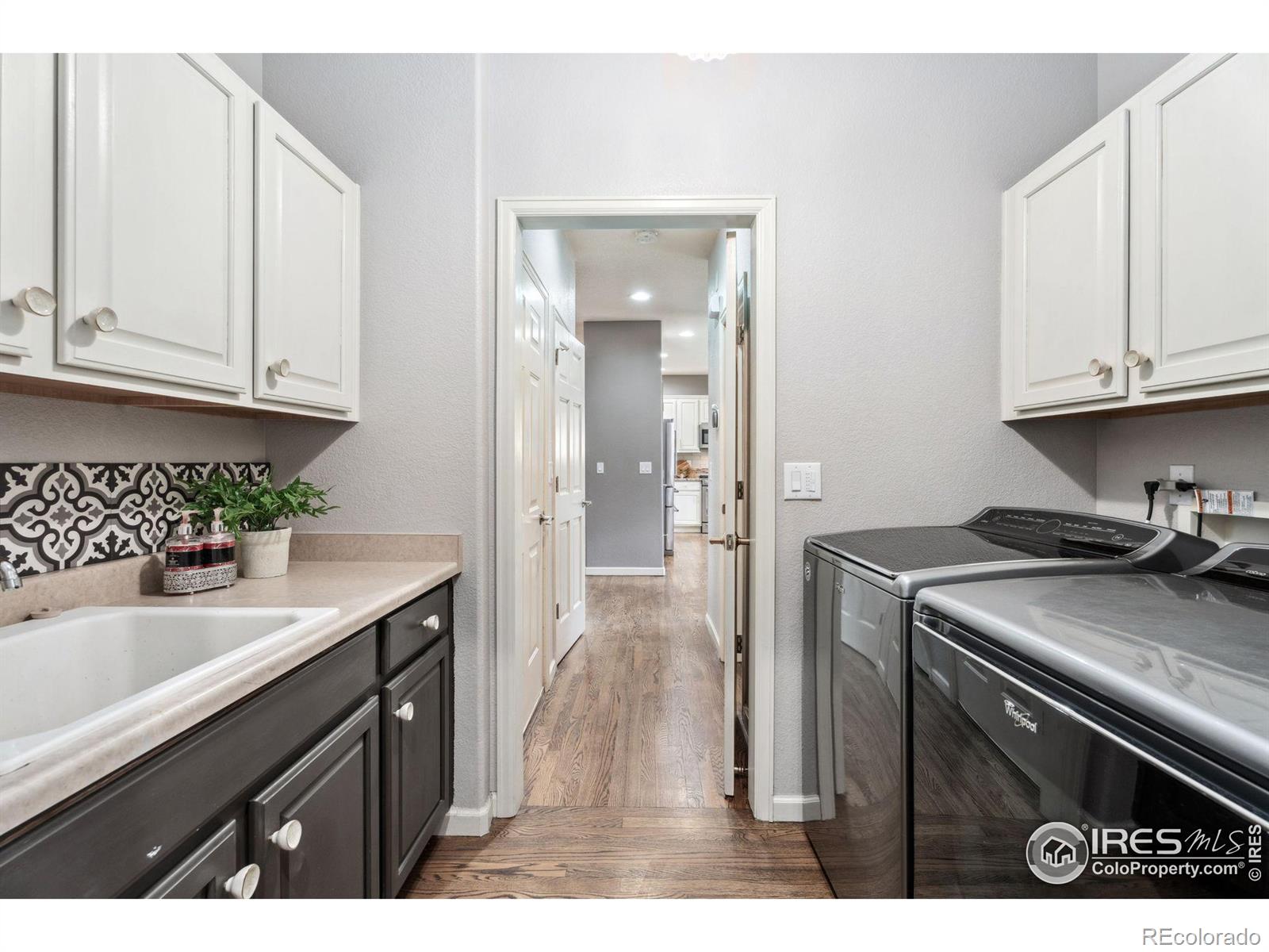 MLS Image #32 for 3833  observatory drive,fort collins, Colorado