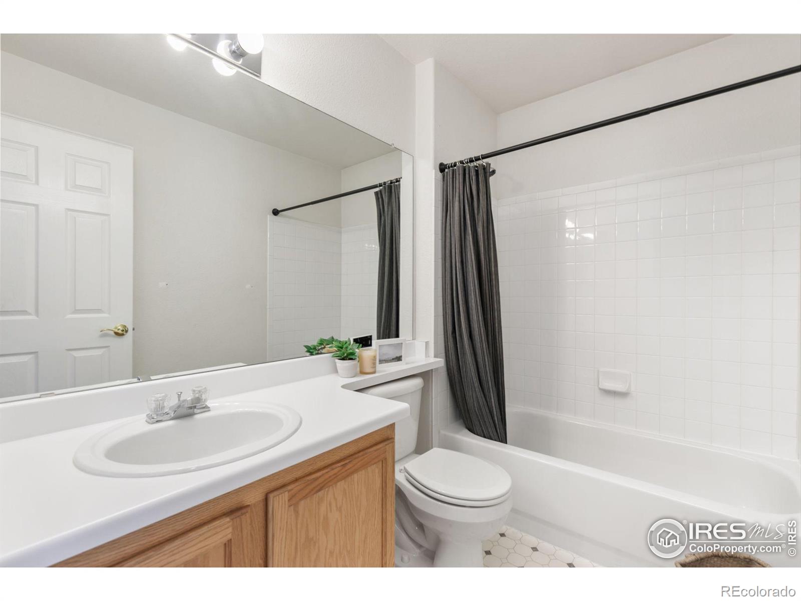 MLS Image #20 for 1215  basseterre place,fort collins, Colorado