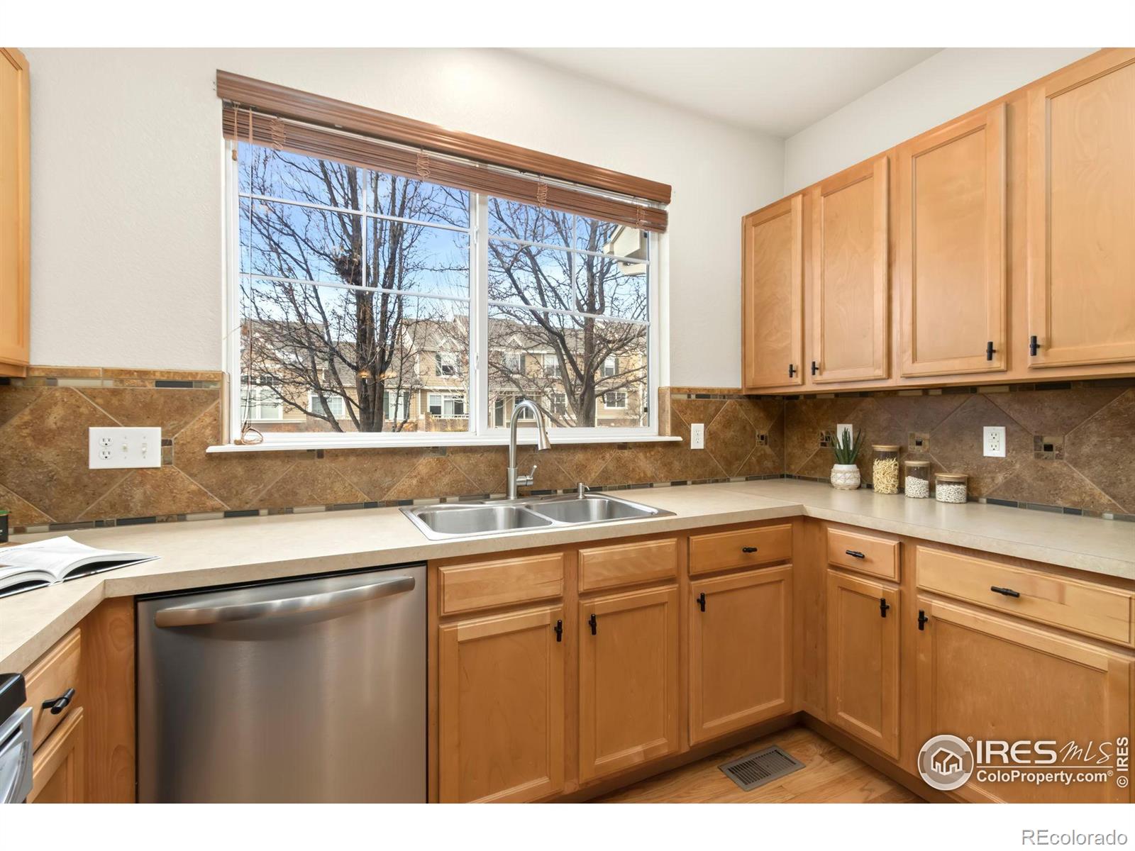 MLS Image #13 for 3210  springfield drive,loveland, Colorado
