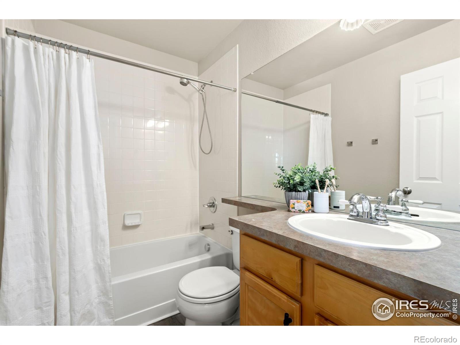 MLS Image #28 for 3210  springfield drive,loveland, Colorado