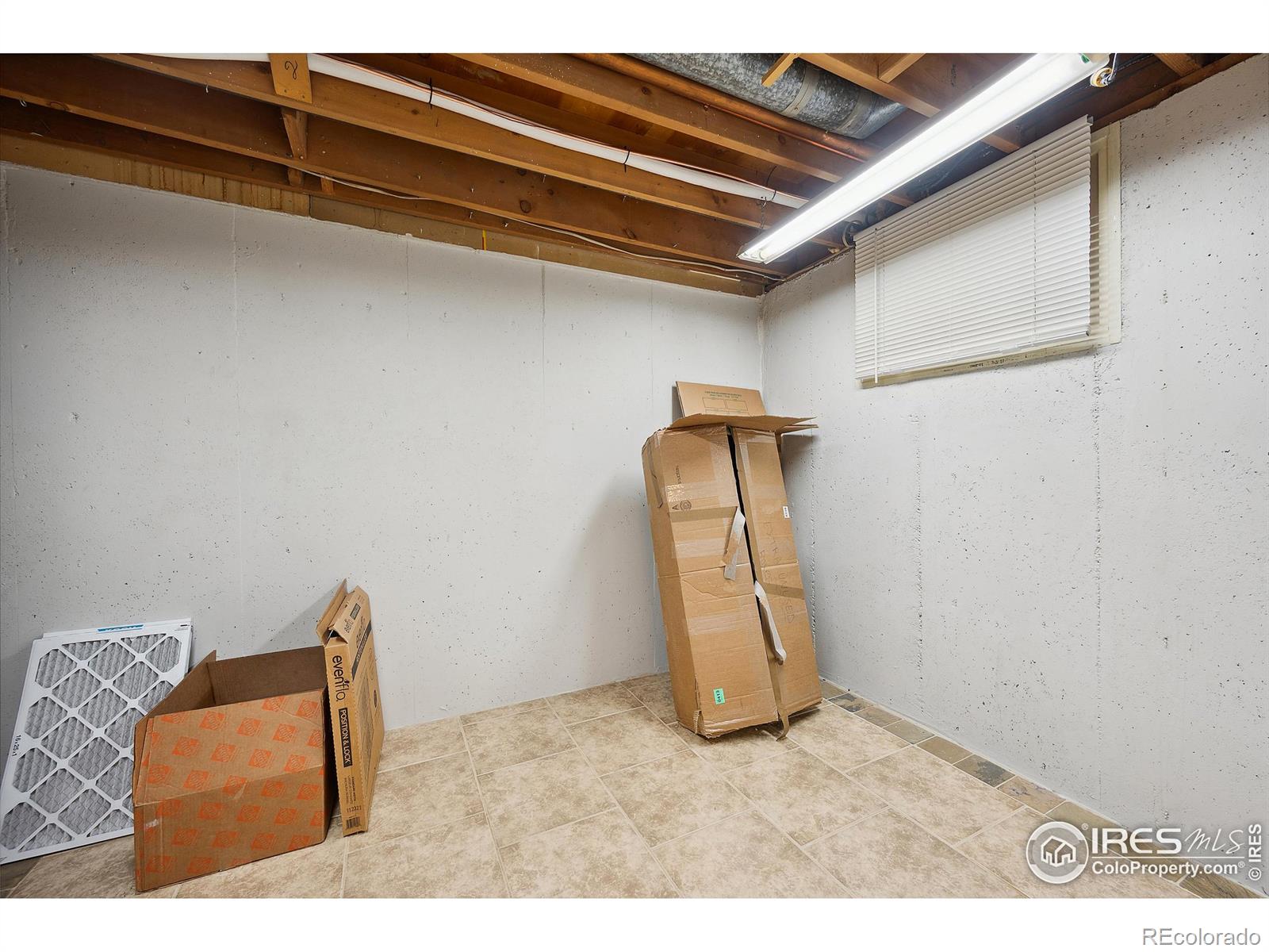 MLS Image #18 for 9019 e oxford drive,denver, Colorado