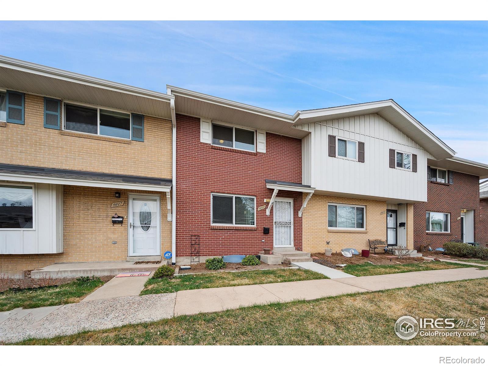 MLS Image #24 for 9019 e oxford drive,denver, Colorado
