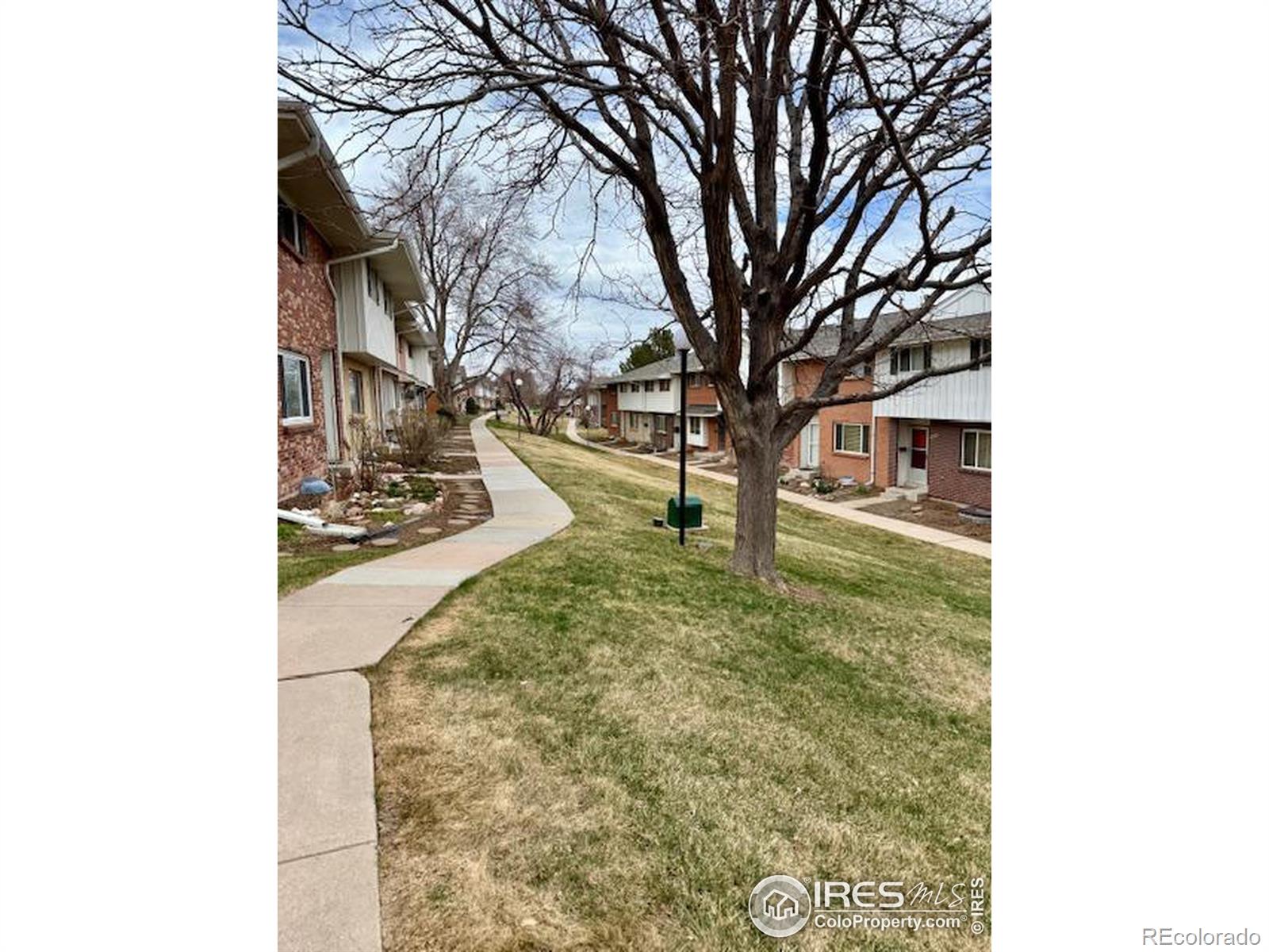 MLS Image #28 for 9019 e oxford drive,denver, Colorado