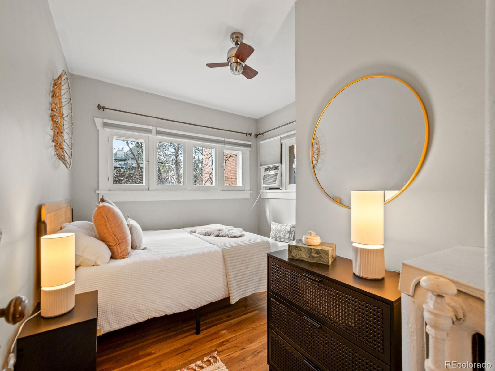 MLS Image #17 for 945 n washington street 201,denver, Colorado
