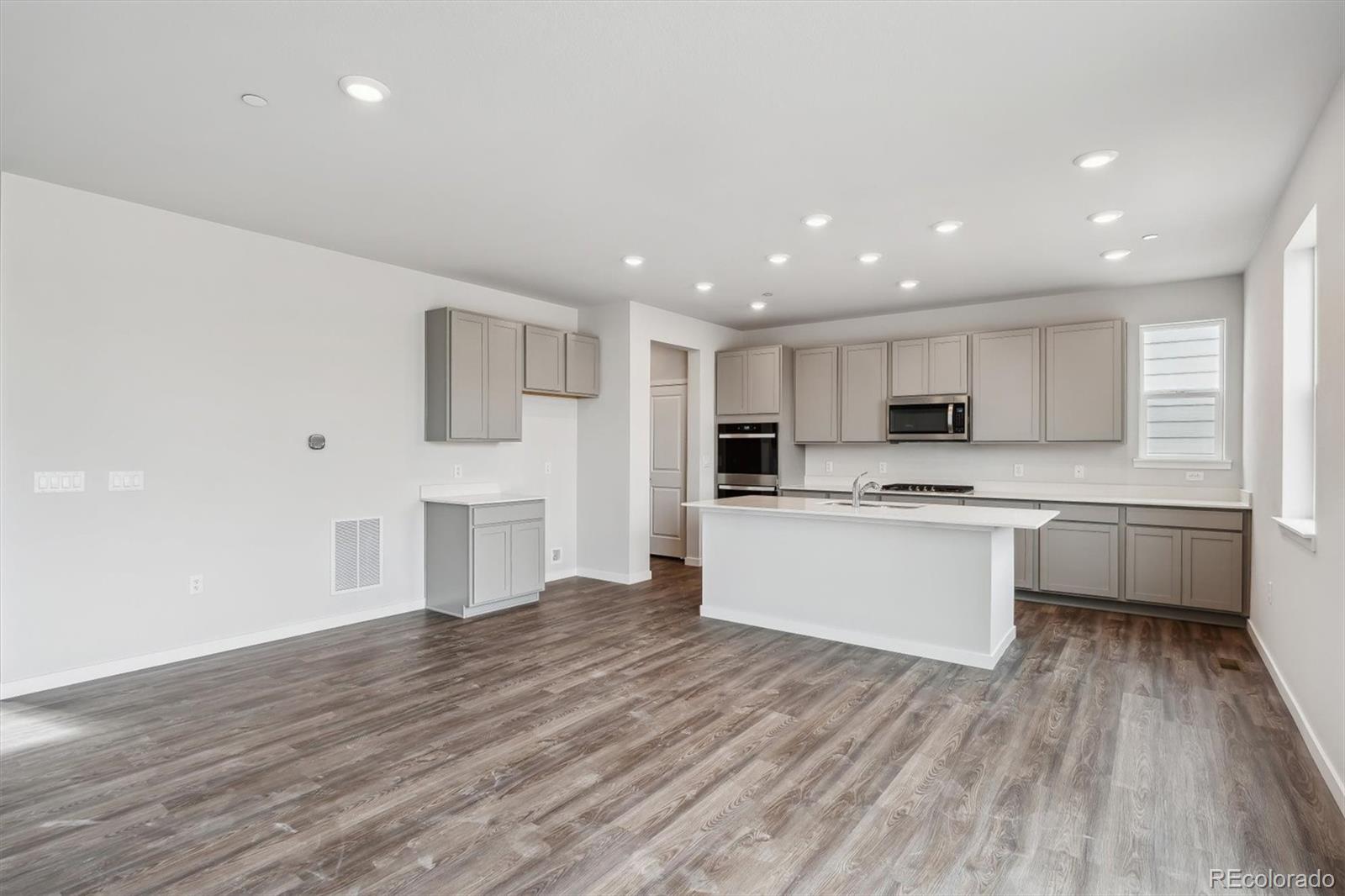 MLS Image #8 for 1341  loraine circle,lafayette, Colorado