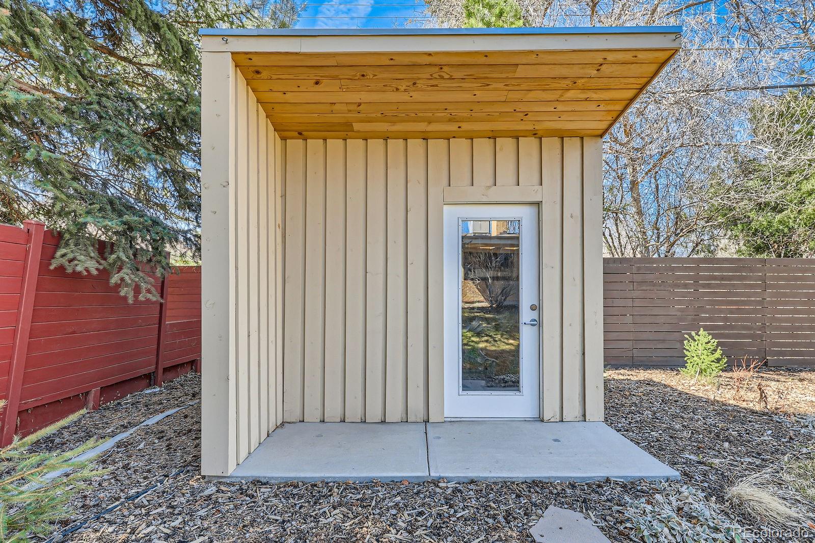 MLS Image #31 for 935  oneida street,denver, Colorado