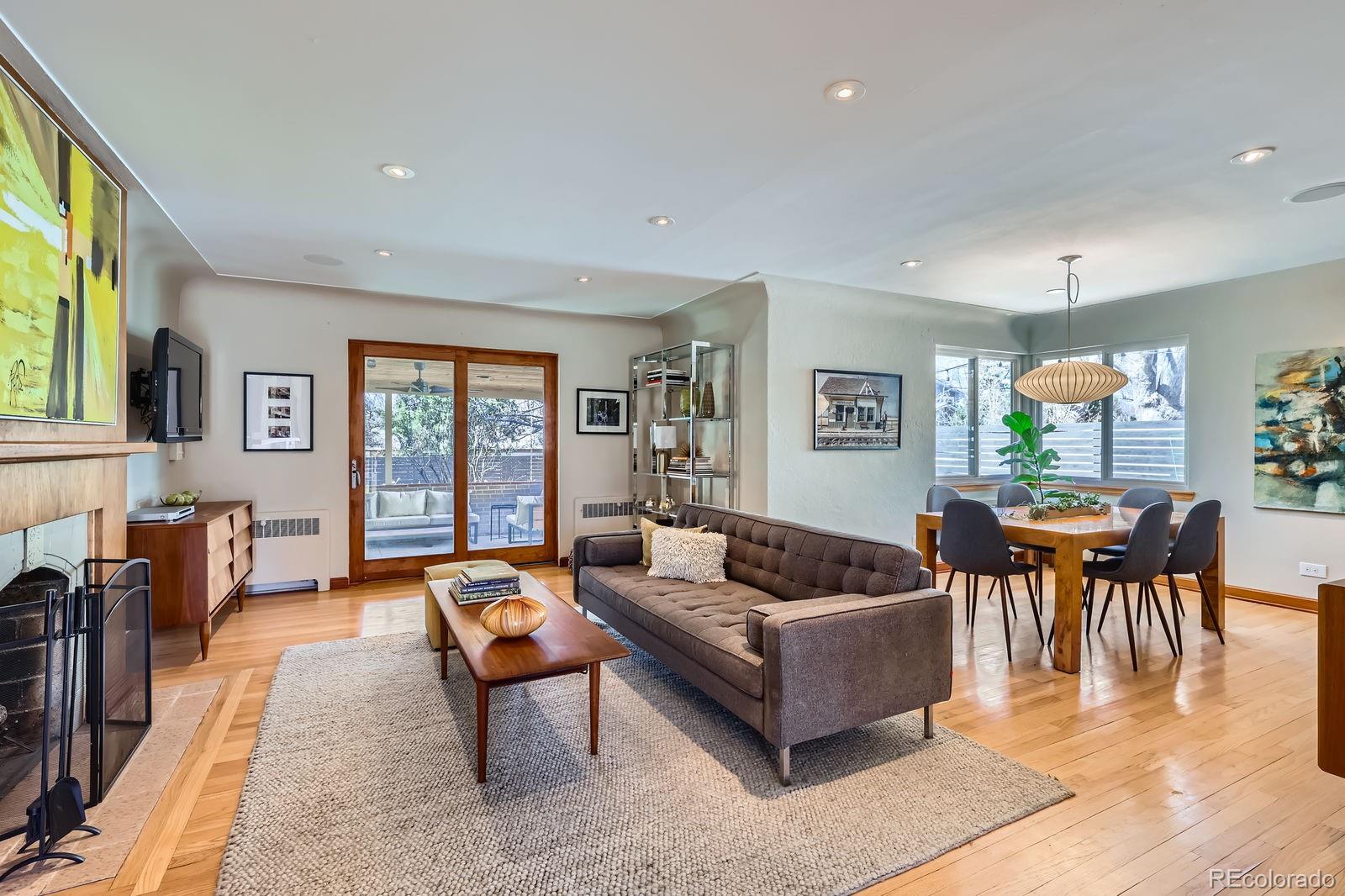 MLS Image #4 for 935  oneida street,denver, Colorado