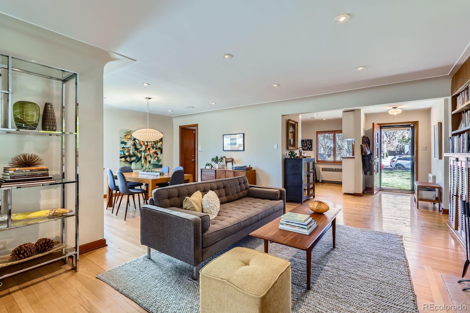 MLS Image #8 for 935  oneida street,denver, Colorado