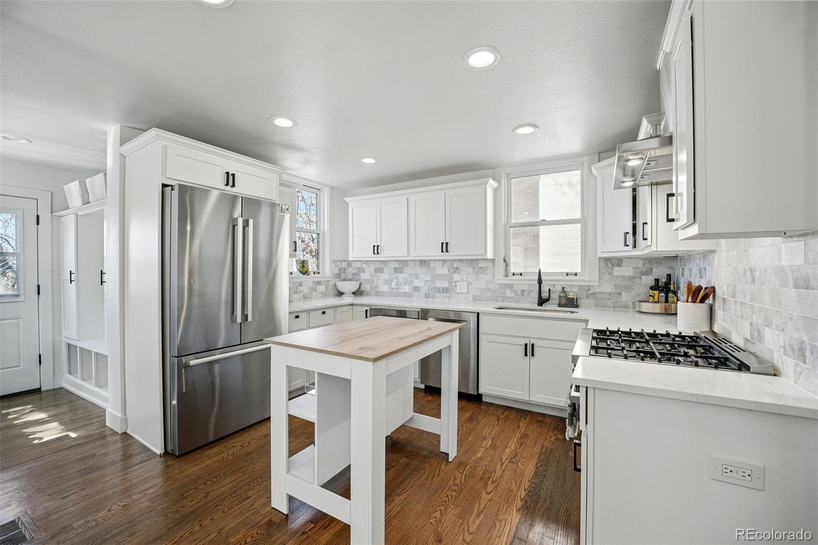 MLS Image #13 for 435 s ogden street,denver, Colorado