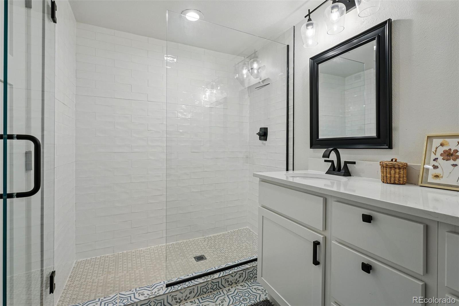 MLS Image #33 for 435 s ogden street,denver, Colorado